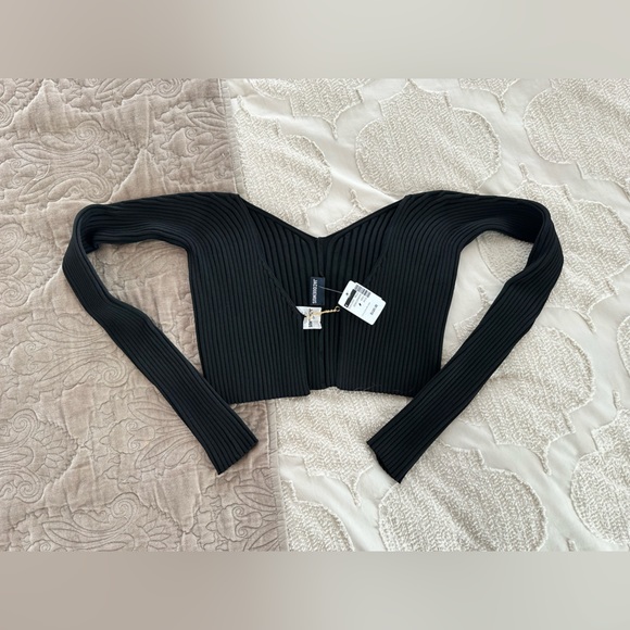 Jacquemus The Pralu Knit Micro Charm Logo Cardigan Size 40 8 - Picture 3 of 12